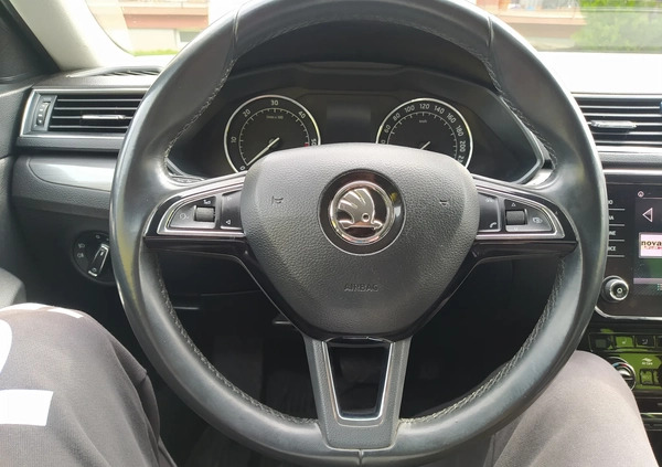 Skoda Superb cena 57900 przebieg: 145000, rok produkcji 2019 z Miłakowo małe 121
